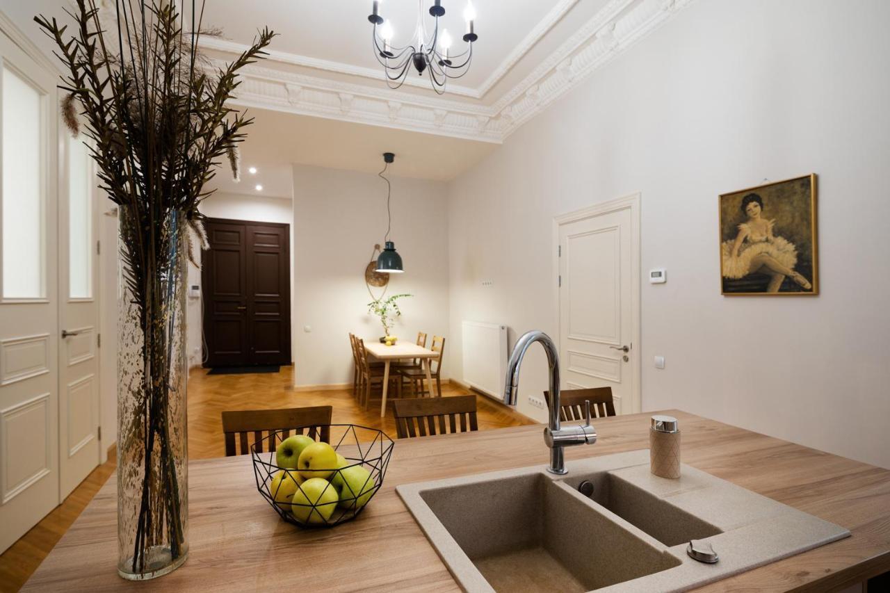 Old Riga Modern And Spacious 2 Bedroom Apartment Exterior foto
