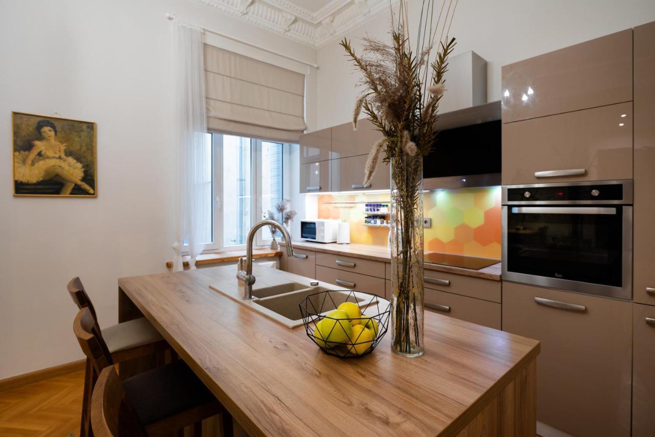 Old Riga Modern And Spacious 2 Bedroom Apartment Exterior foto